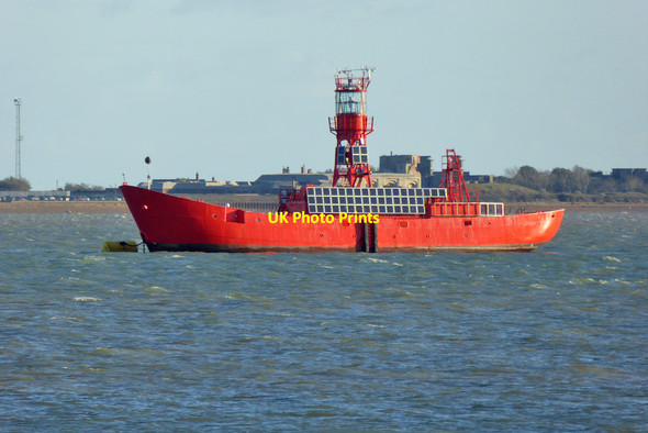 Photo 6"x4" Moored lightship, Harwich Haven Harwich c2017