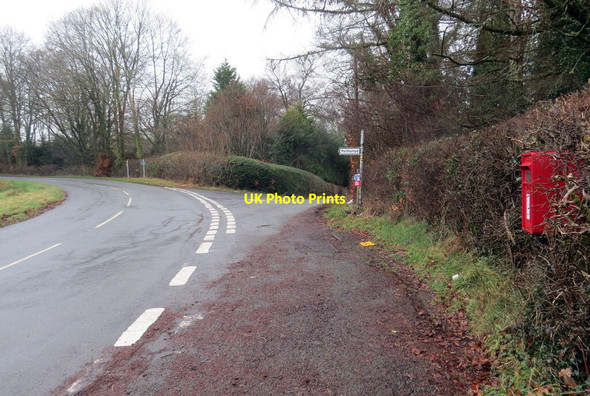 Photo 6"x4" Cyffordd ger Henllys \/ Junction near Henllys Llandovery\/Llanymddyfri c2022