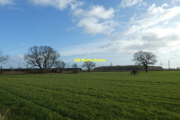 Photo 6"x4" Fields and passing Grand Central Train Colton\/SE5444 c2022