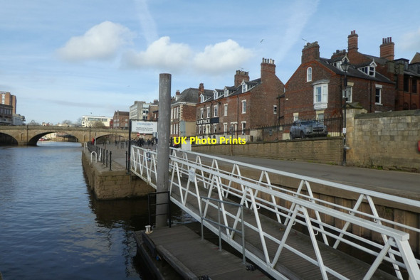 Photo 6"x4" Jetty on King's Staith York\/SE5951 c2022