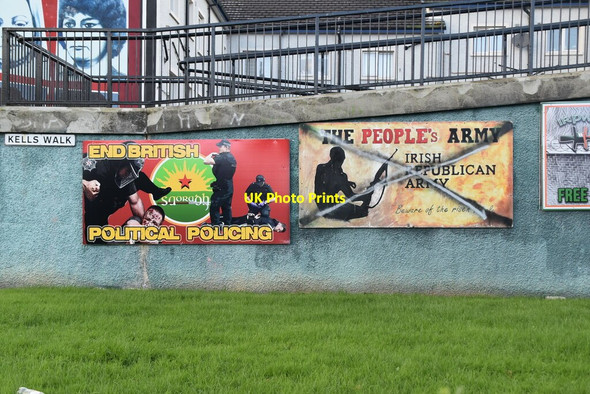 Photo 6"x4" Political posters, The Bogside Londonderry\/C4316 c2021 P2