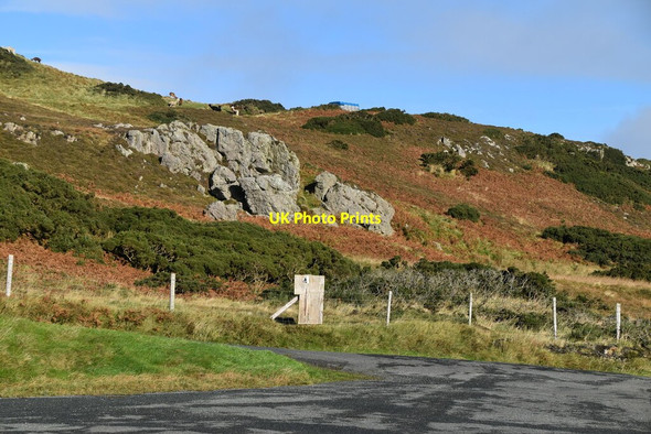 Photo 6"x4" Moorland and crags Lag\/C4352 c2021