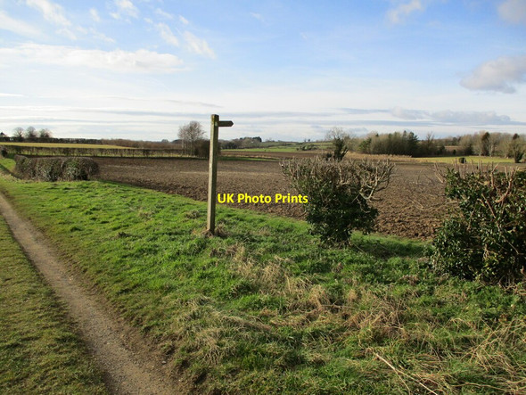 Photo 6"x4" The beginning of a footpath to Chapel Lane, Hameringham Hameringham c2022