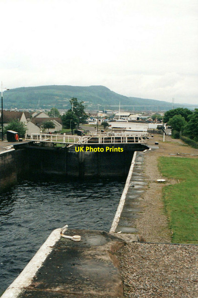 Photo 6"x4" Muirtown Locks, 1998 Inverness c1998