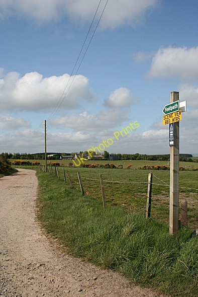 Photo 6"x4" Signpost at Hillhead Teuchar c2009