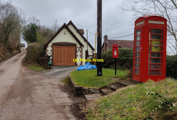 Photo 6"x4" Postbox and telephone box at Cockshutford Abdon c2022