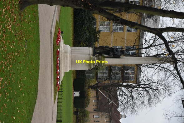 Photo 6"x4" Newbury Park War Memorial Ilford\/TQ4486 c2021