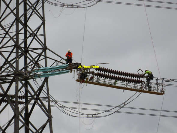 Photo 6"x4" Climbing down Cholsey c2019