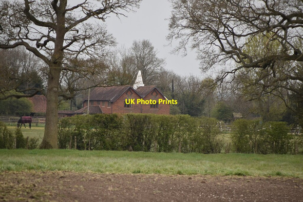 Photo 6"x4" New Barn Oast Hawkenbury\/TQ8045 c2021