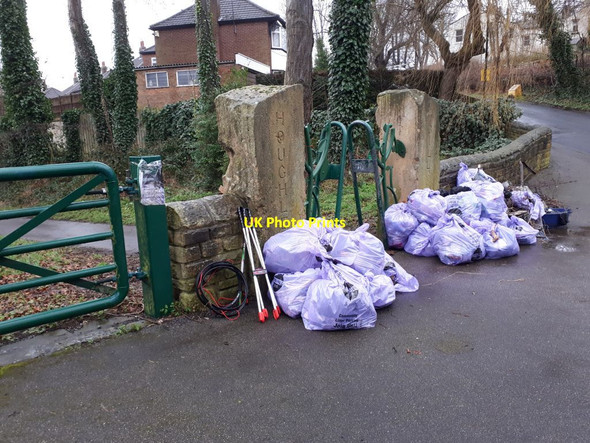 Photo 6"x4" Litter collection at Houghley Gill Hill Top\/SE2534 c2022