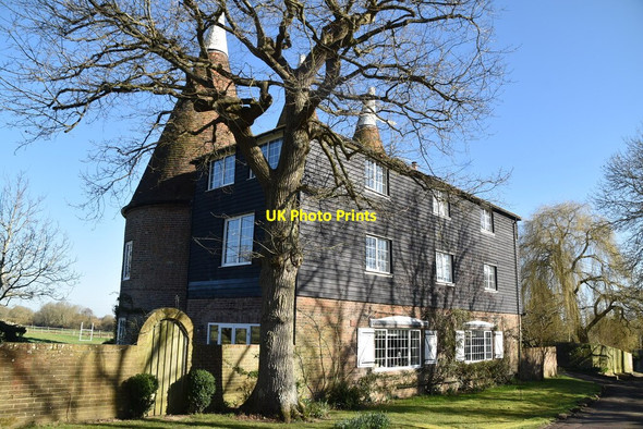 Photo 6"x4" Bainden Oast Capel Cross c2021