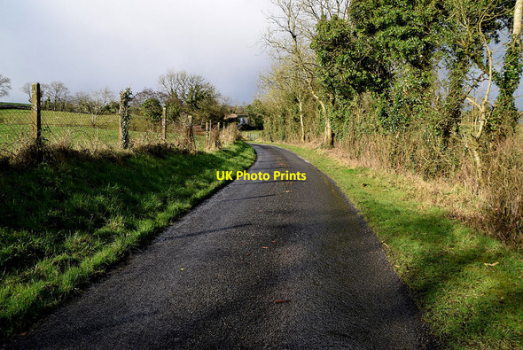 Photo 6"x4" Bend along Ballyglass Road Dromore\/H3562 c2022