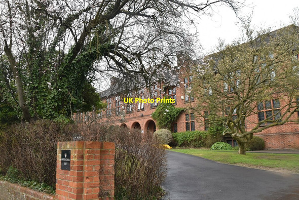 Photo 6"x4" Oxted School Limpsfield c2021