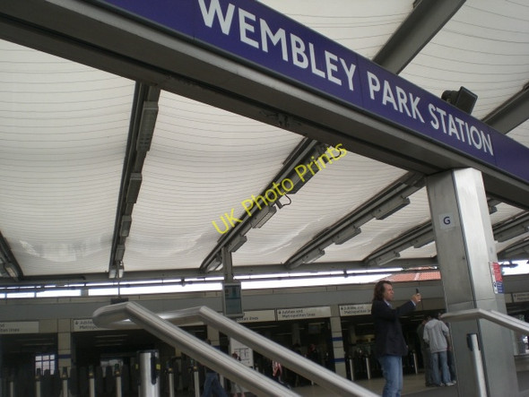 Photo 6"x4" Wembley Park Underground Station entrance Wembley c2009