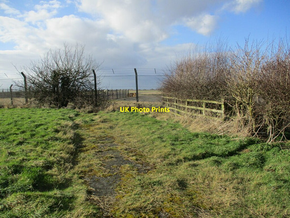Photo 6"x4" Remains of old road Thistleton\/SK9117 c2022