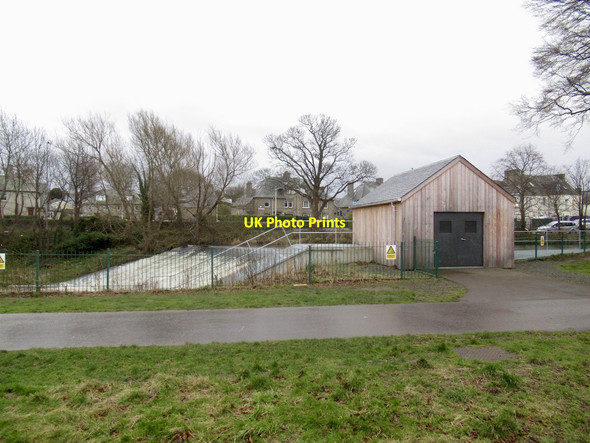 Photo 6"x4" Weir and power station, Saughton Park Craiglockhart c2022