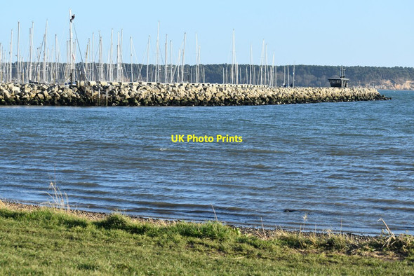 Photo 6"x4" Wall sheltering yacht marina at Poole Poole\/SZ0191 c2022