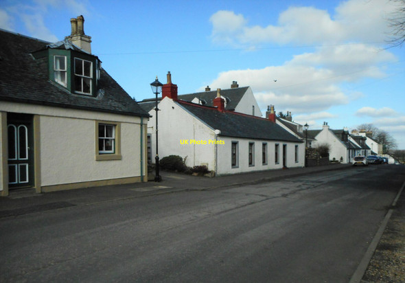 Photo 6"x4" Houses on Polnoon Street Eaglesham c2022