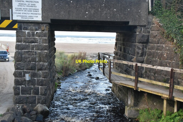 Photo 6"x4" Stream under railway Downhill\/C7536 c2021