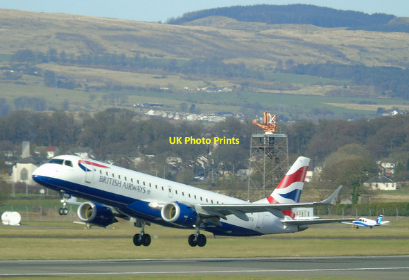 Photo 6"x4" BA aircraft taking off at Glasgow Renfrew c2022