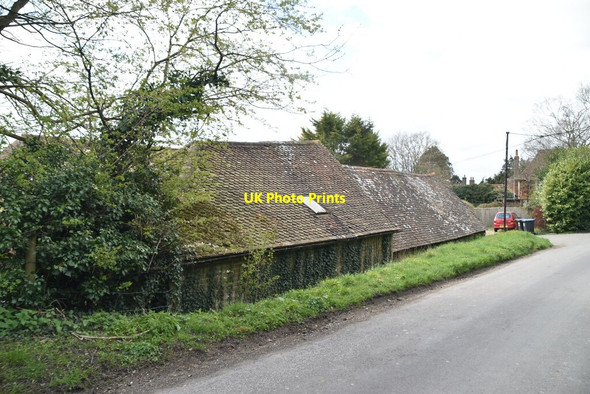 Photo 6"x4" Barns, Pilgrims' Lane Titsey c2021