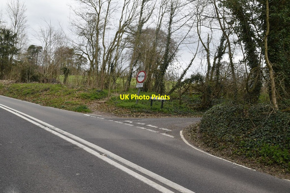 Photo 6"x4" White Lane Titsey c2021