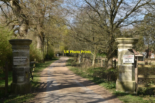Photo 6"x4" Gateway to Chailey Moat Chailey c2021