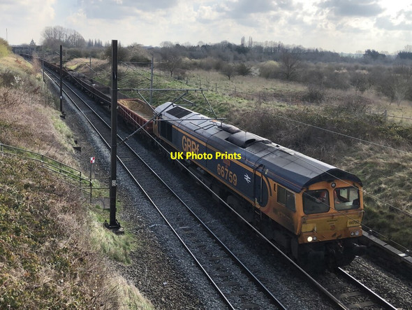Photo 6"x4" Freight Train At Brandon Wood Binley Woods c2022