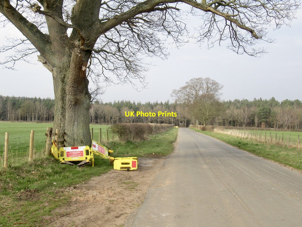 Photo 6"x4" Yellow road near Cliburn Town Head\/NY5825 c2022
