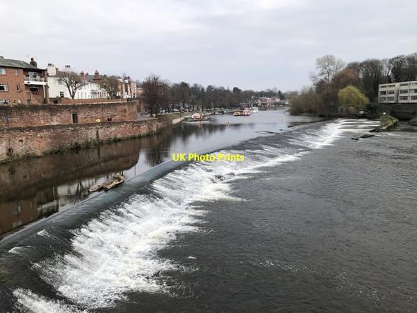 Photo 6"x4" Weir on the River Dee Chester c2022