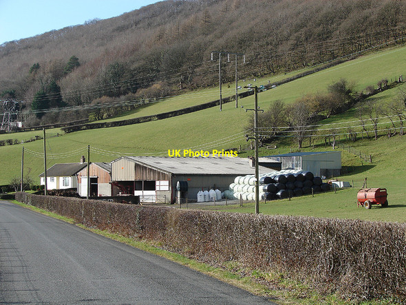 Photo 6"x4" Dol-gamlyn Farm, Rheidol Valley Nantyronen Station c2006