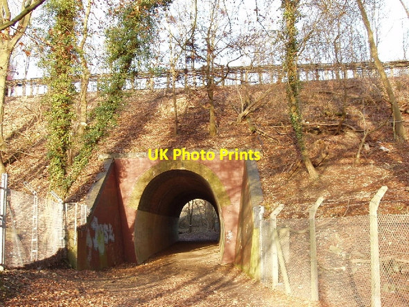 Photo 6"x4" Barrel Arch near Chorleywood Chorleywood c2006
