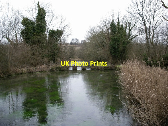 Photo 6"x4" River Itchen near Lovington House Itchen Stoke c2006