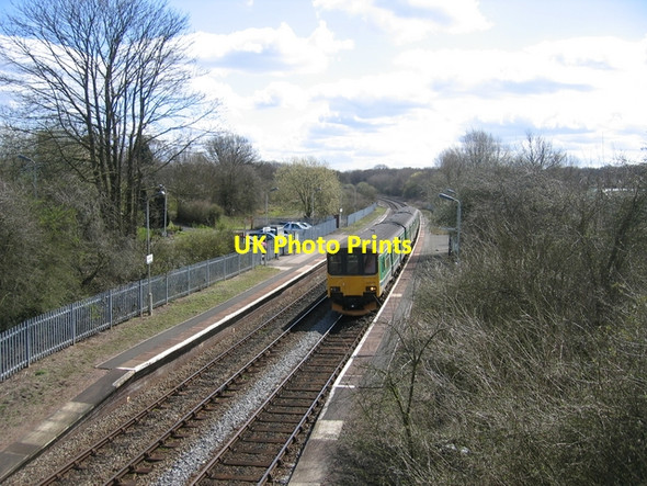 Photo 6"x4" Earlswood Station Tanner's Green c2006