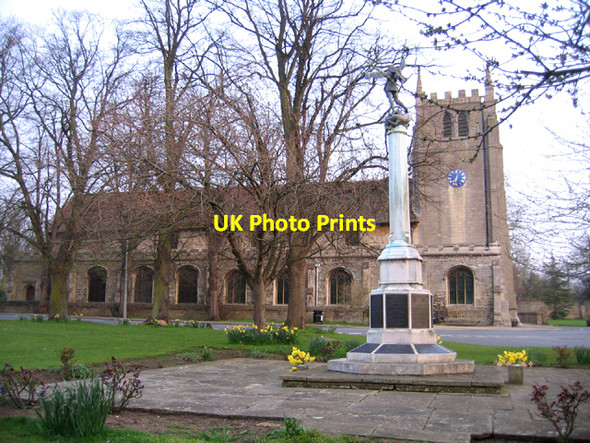 Photo 6"x4" Parish church and War Memorial, Ramsey, Cambs Ramsey\/TL2885 c2006