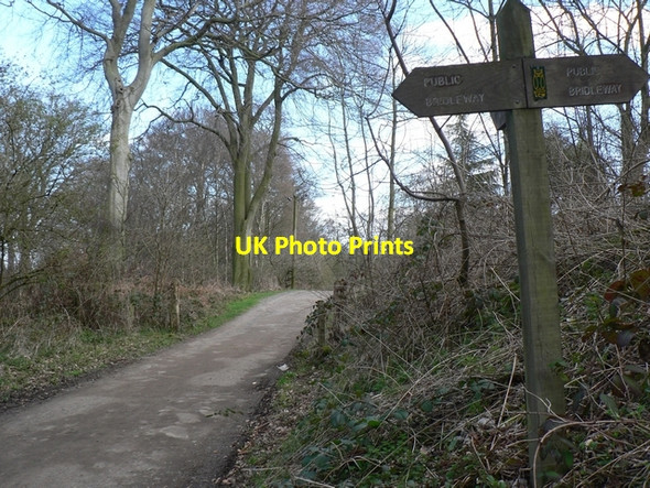 Photo 6"x4" Sign Post in Stub House Plantation Weardley c2006