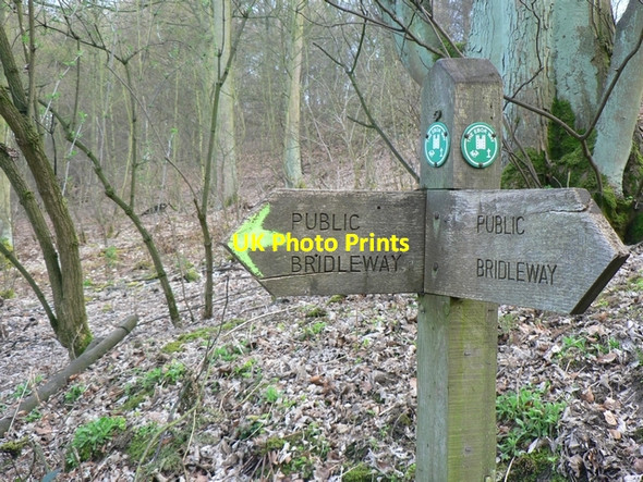Photo 6"x4" Ebor Way Signpost, Harewood Estate Weardley c2006