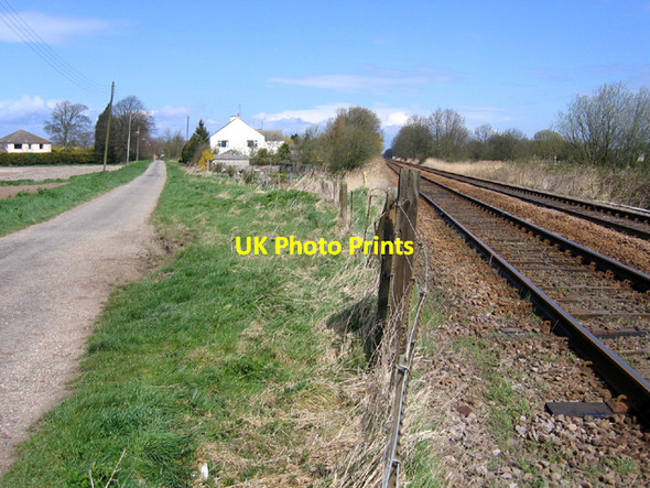 Photo 6"x4" Railway and road meet at Little London, Spalding, Lincs Spalding c2006