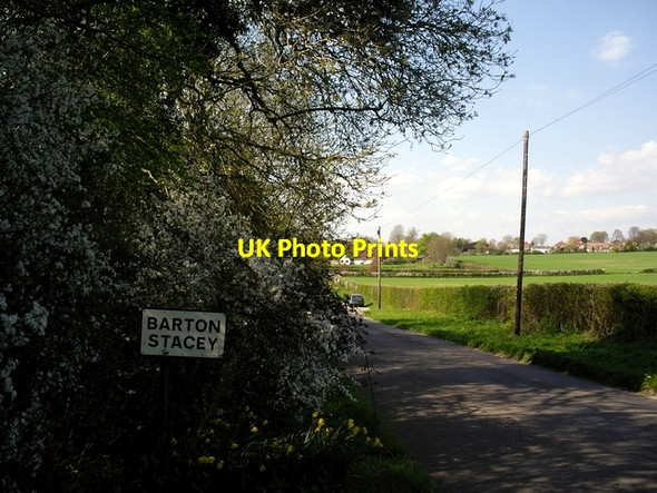 Photo 6"x4" Barton Stacey Barton Stacey c2006