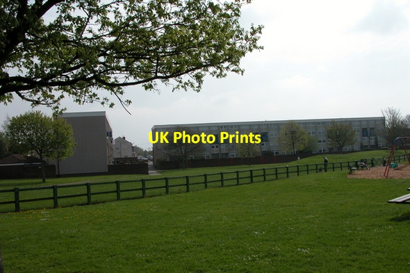 Photo 6"x4" Flats in Stamshaw, Portsmouth. Portsmouth\/SU6501 c2006