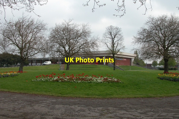Photo 6"x4" Mountbatten Centre, Portsmouth. Portsmouth\/SU6501 c2006