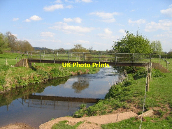 Photo 6"x4" Footbridge over The Arrow Spernall c2006