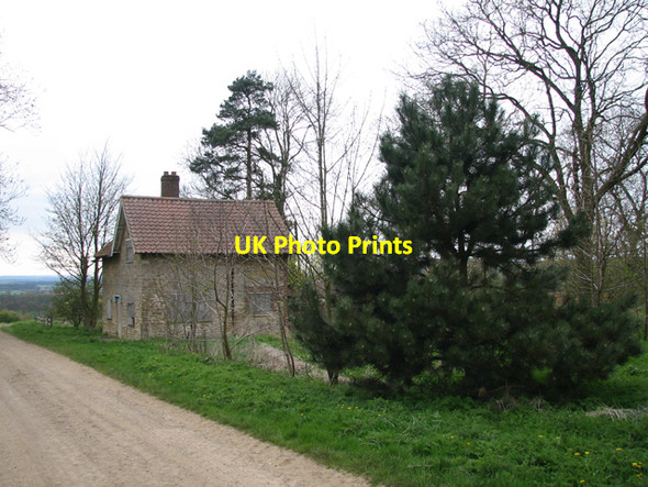 Photo 6"x4" The Top Lodge. Tealby c2006
