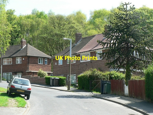 Photo 6"x4" Ghyll Road, off Spen Lane, West Park. Horsforth c2006
