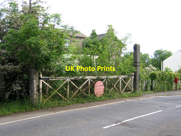Photo 6"x4" Level crossing gate, Oakington, Cambs Oakington c2006