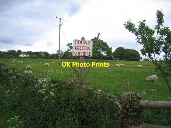 Photo 6"x4" Pound Green Airfield Pound Green\/SO7578 c2006