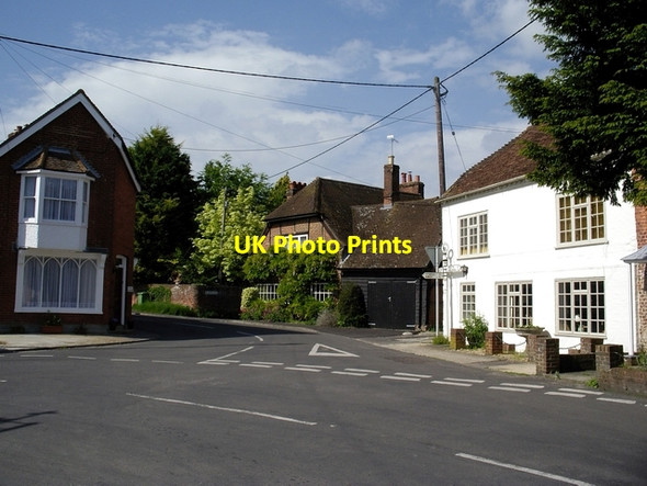 Photo 6"x4" Broughton village centre Broughton\/SU3032 c2006