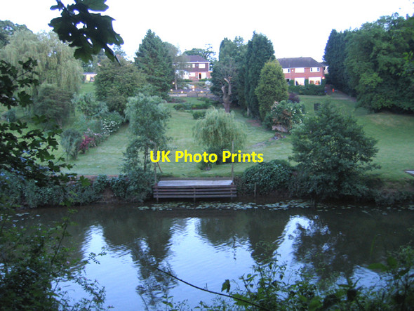 Photo 6"x4" Across the Medway, East Farleigh, Kent East Farleigh c2006
