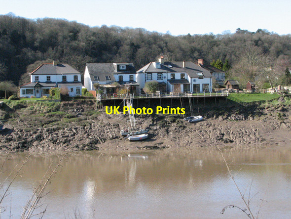 Photo 6"x4" Houses with own Jetty opposite Chepstow Castle Chepstow\/Cas-Gwent c2006