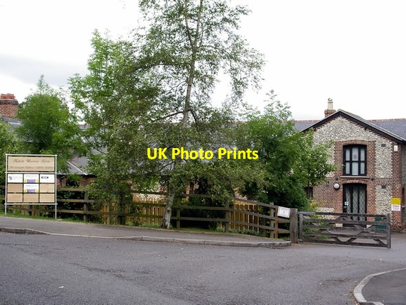 Photo 6"x4" Hatch Warren Farm Broadmere c2006